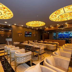 oteli̇ zi̇yaret edi̇n