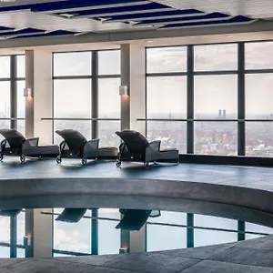 oteli̇ zi̇yaret edi̇n