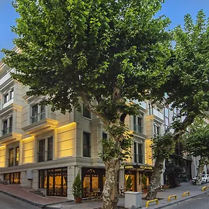 فندق غراند ناكي